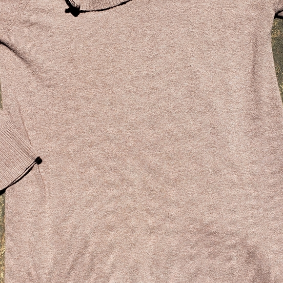 Jeanne Pierre Chic Sweater 😍 - Picture 6 of 13